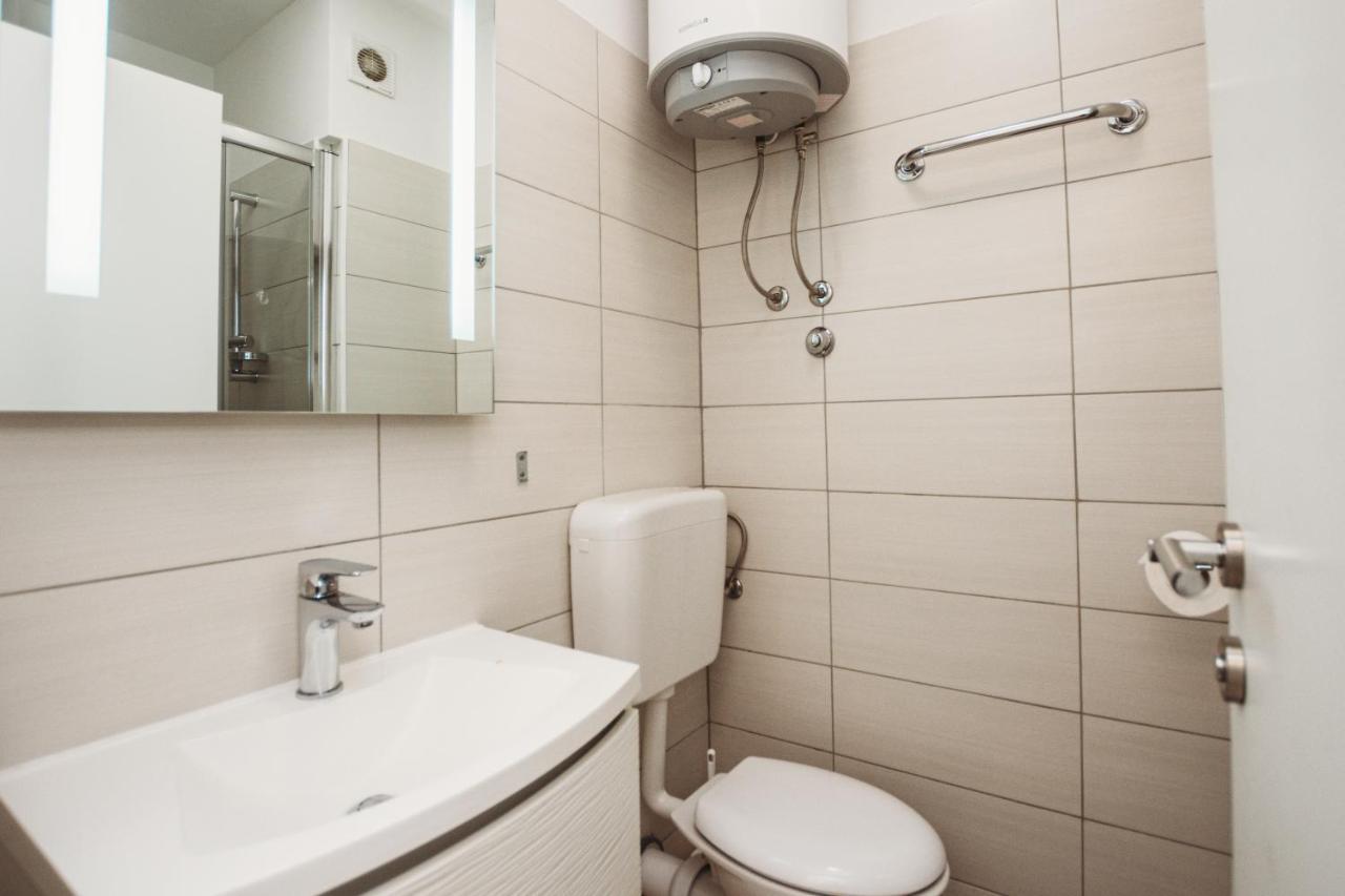 Double And Single S Apartments Zadar Ngoại thất bức ảnh