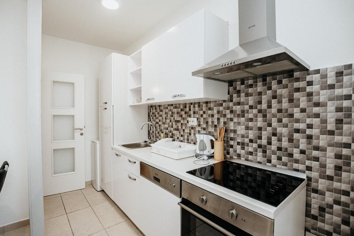 Double And Single S Apartments Zadar Ngoại thất bức ảnh