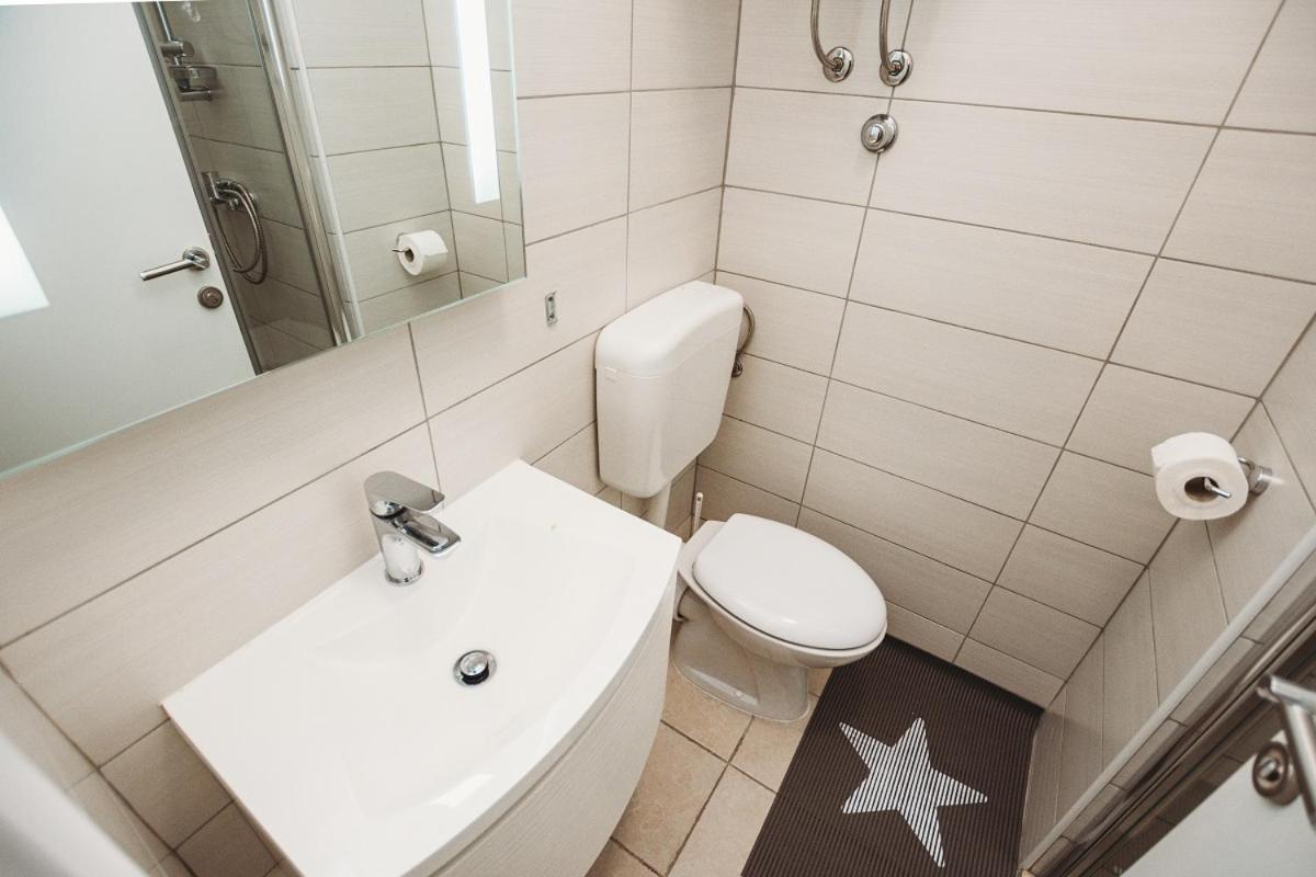 Double And Single S Apartments Zadar Ngoại thất bức ảnh